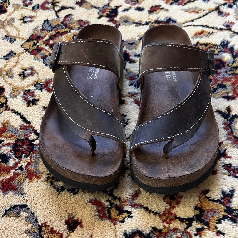White Mountain Brown Leather Sandals